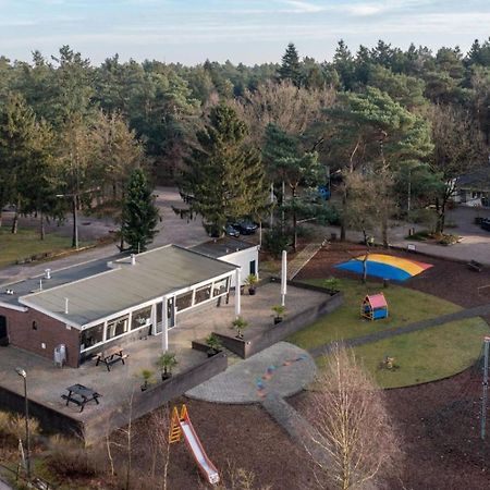 Sfeervol Chalet In Het Bos Нюнспет Екстер'єр фото